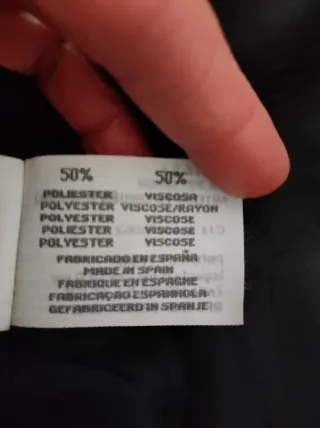 Chaqueta negra botones