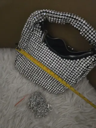 Bolso de mano con brillantes