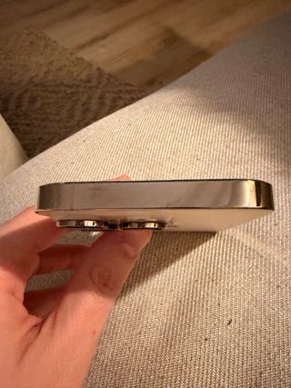 iPhone 14 Pro Dorado