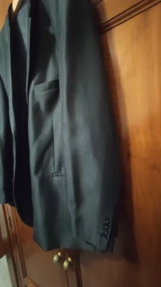 Chaqueta de traje CANDA y pantalón ZU'S talla 58