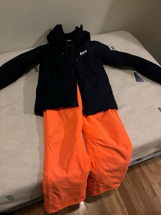 Conjunto esquí Helly Hansen niño 9-11 años