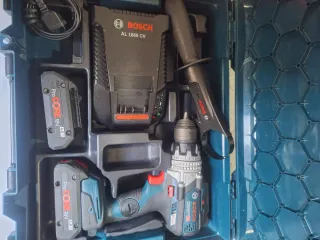 Taladro Bosch GSB 18V-110C + Cargador + 2 Baterías