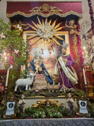 Belén con retablo