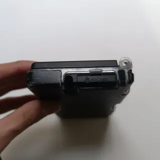 Nintendo DSi Nero Console + 3 Giochi + Caricatore