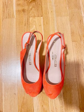 Sandalias Pedro Miralles color salmón Talla 40