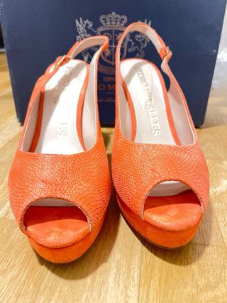 Sandalias Pedro Miralles color salmón Talla 40