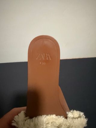 Sandalias Zara Beige y Doradas nº39