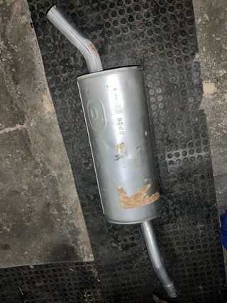 Silencioso BMW 320 E30