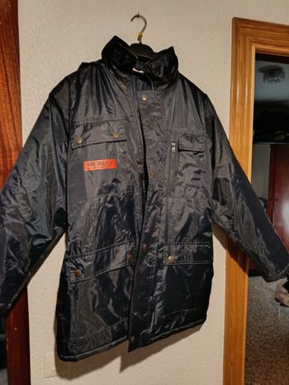 Parka Negra Metalfix