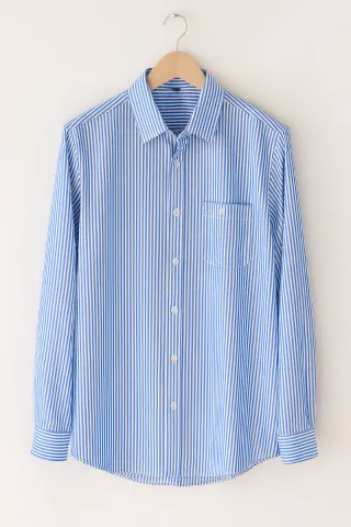 Camisa de vestir a rayas azules