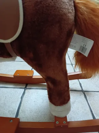 Caballito balancín con música como nuevo