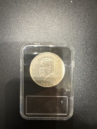 Moneta 300 Guaranies Paraguay 1973. Ag 720