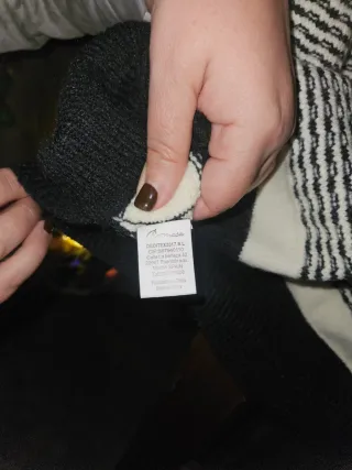 Jersey de mujer con cuello alto