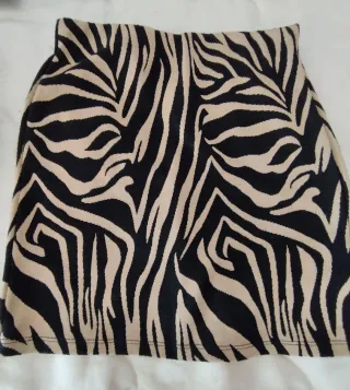 Minifaldas lote 6 unids. Zara, Stradivarius XS-S