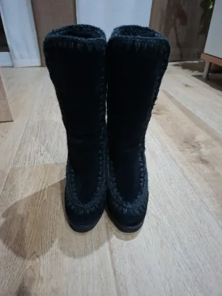Botas MOU Negras con cuña
