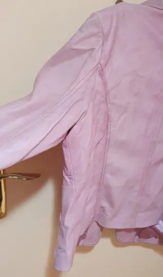 Americana de cuero rosa CORTY BENNETT Talla S