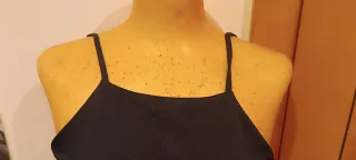 Vestido negro espalda descubierta