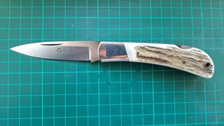 Coltello Maserin Caccia 126/1CV corno cervo