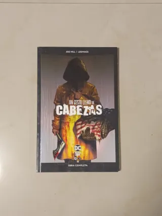 Un cesto lleno de cabezas (novela gráfica)