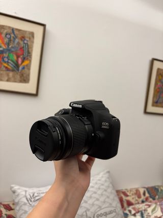 Fotocamera Canon EOS 2000D