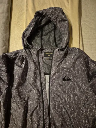 Chaqueta Cortavientos Quiksilver Gris