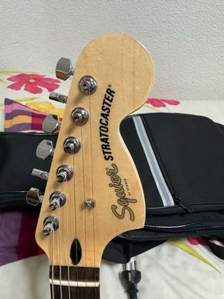 Guitarra Eléctrica Color Gris Metálico