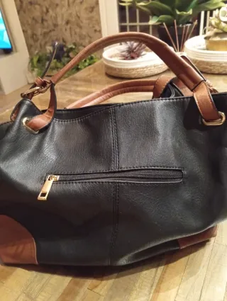 Bolso Negro y Marrón
