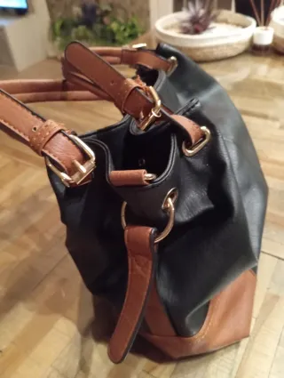 Bolso Negro y Marrón