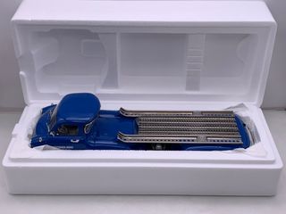 1:18 Mercedes Benz Rennwagen Transporte año 1955