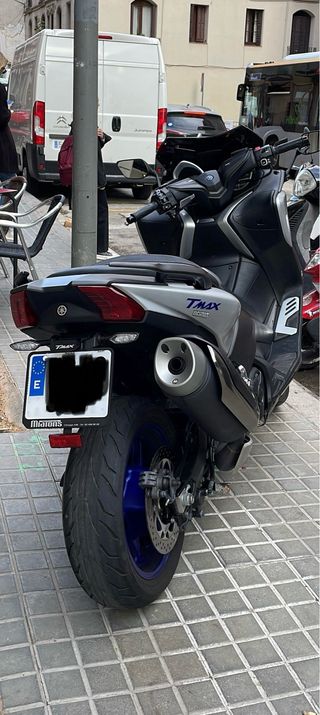Yamaha T-MAX
