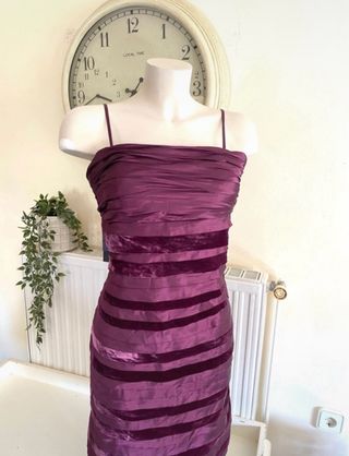 Vestido Sagaie Morado Talla 40