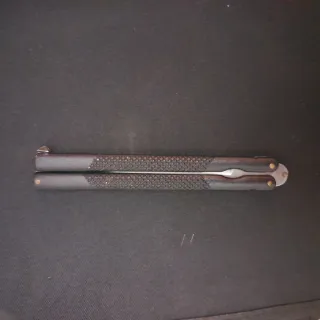 Abanico negro y plateado