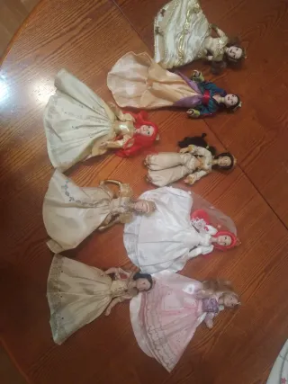 Bambole in porcellana Disney