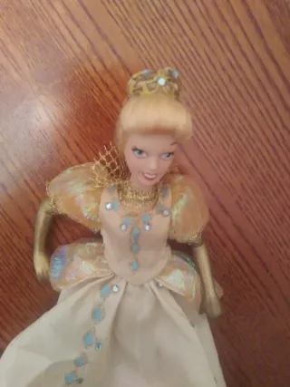 Bambole in porcellana Disney