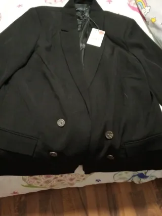 Chaqueta negra de vestir