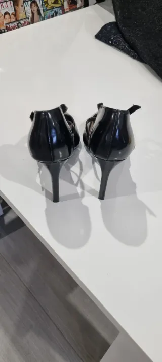 Zapatos de fiesta Alexander McQueen negros T41