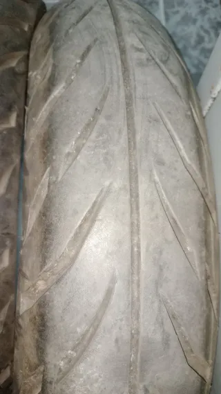 Neumático CST 110/70R16 52P