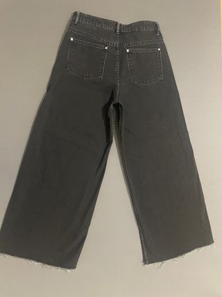 Pantalón vaquero Zara negro