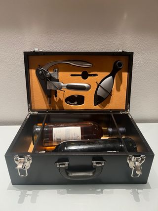 Set apri bottiglie, cavatappi e porta bottiglie