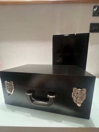 Set apri bottiglie, cavatappi e porta bottiglie