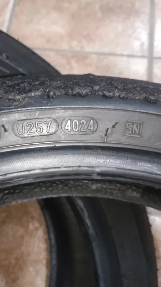 Juego Neumáticos Metzeler RACETEC K3