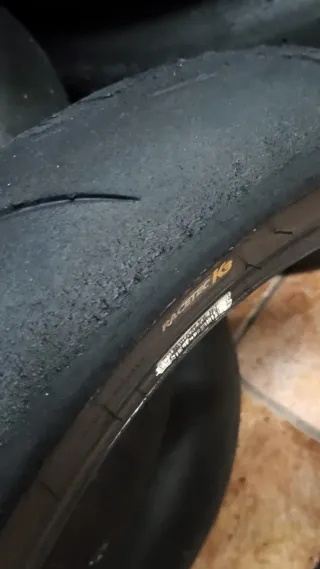 Juego Neumáticos Metzeler RACETEC K3