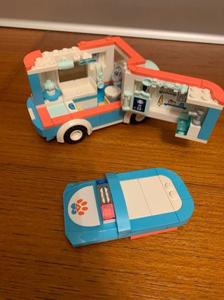 LEGO Friends Clinica Veterinaria 41445