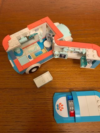 LEGO Friends Clinica Veterinaria 41445