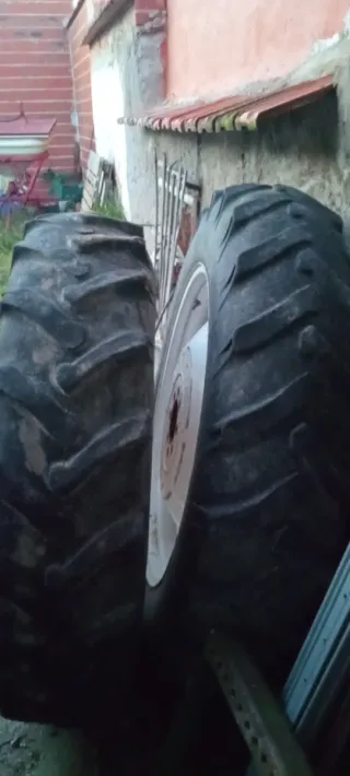 Ruedas Tractor 13.6 R38