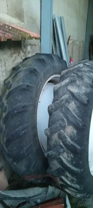 Ruedas Tractor 13.6 R38