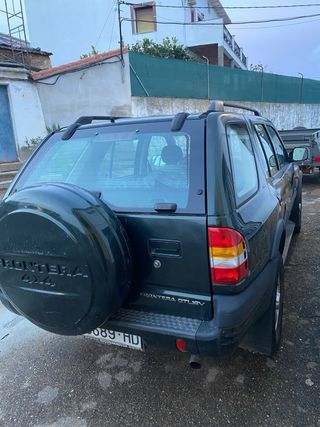 Opel Frontera 2000