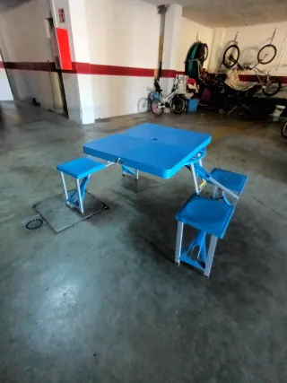 Mesa y 4 Sillas Camping Plegables Azul