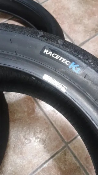 Juego Neumáticos Metzeler 180/60 R17
