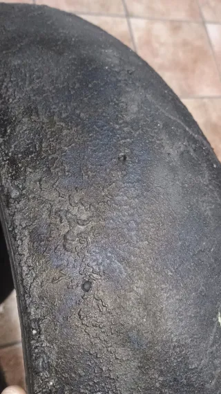 Juego Neumáticos Metzeler 180/60 R17